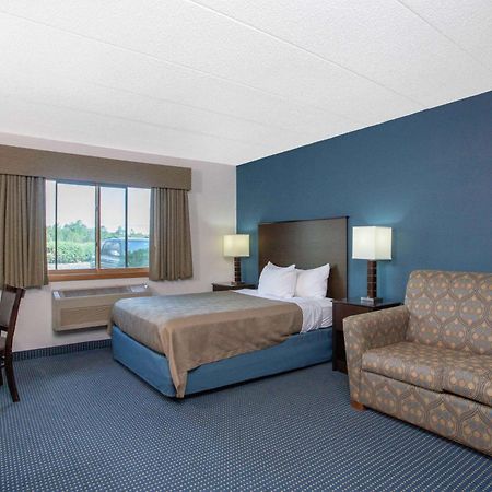 Americinn By Wyndham Hayward Esterno foto