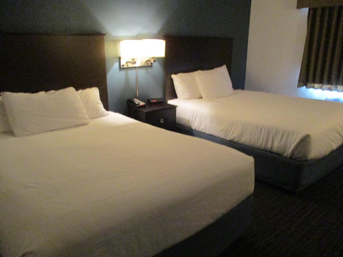 Americinn By Wyndham Hayward Esterno foto