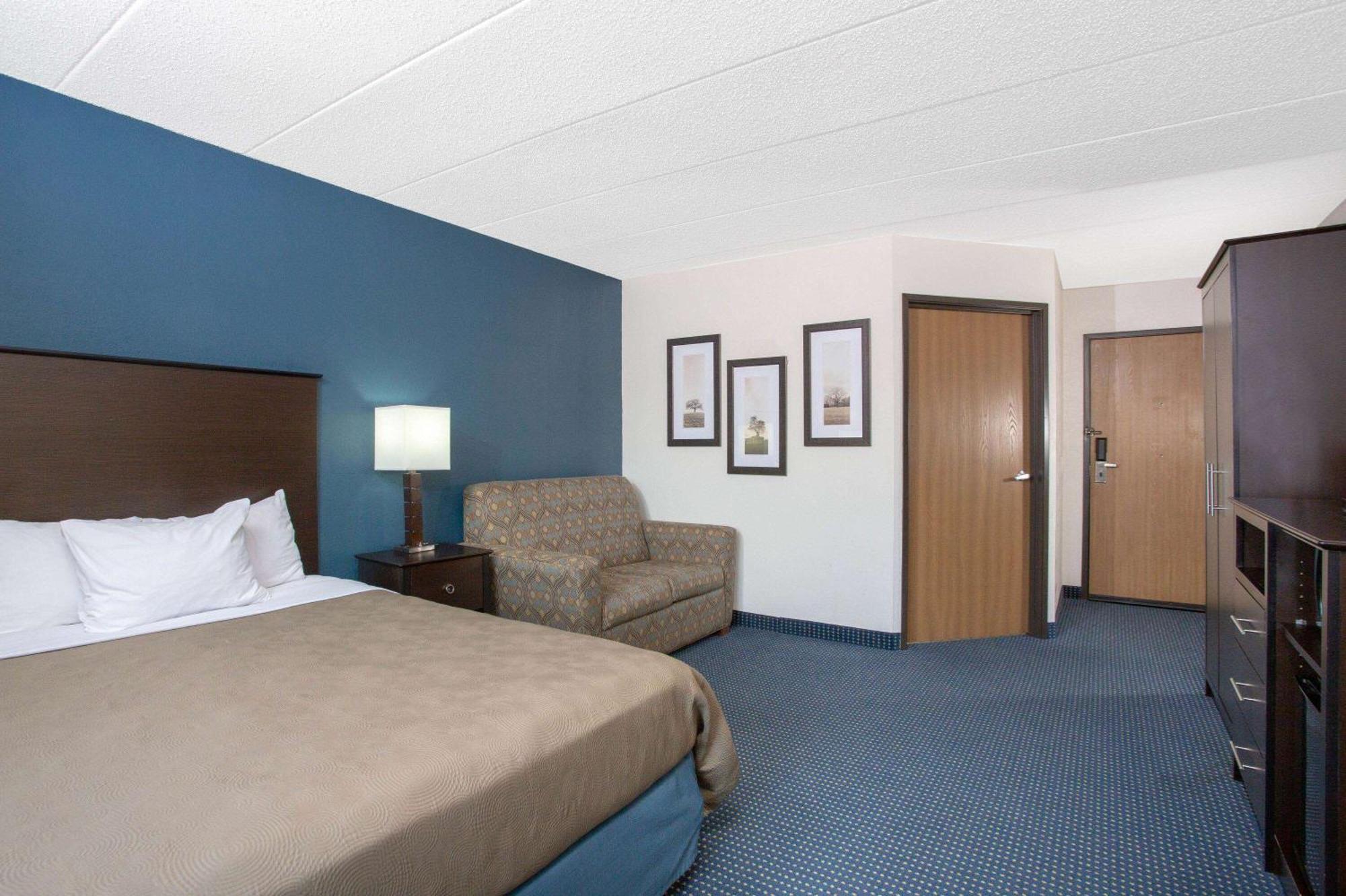 Americinn By Wyndham Hayward Esterno foto