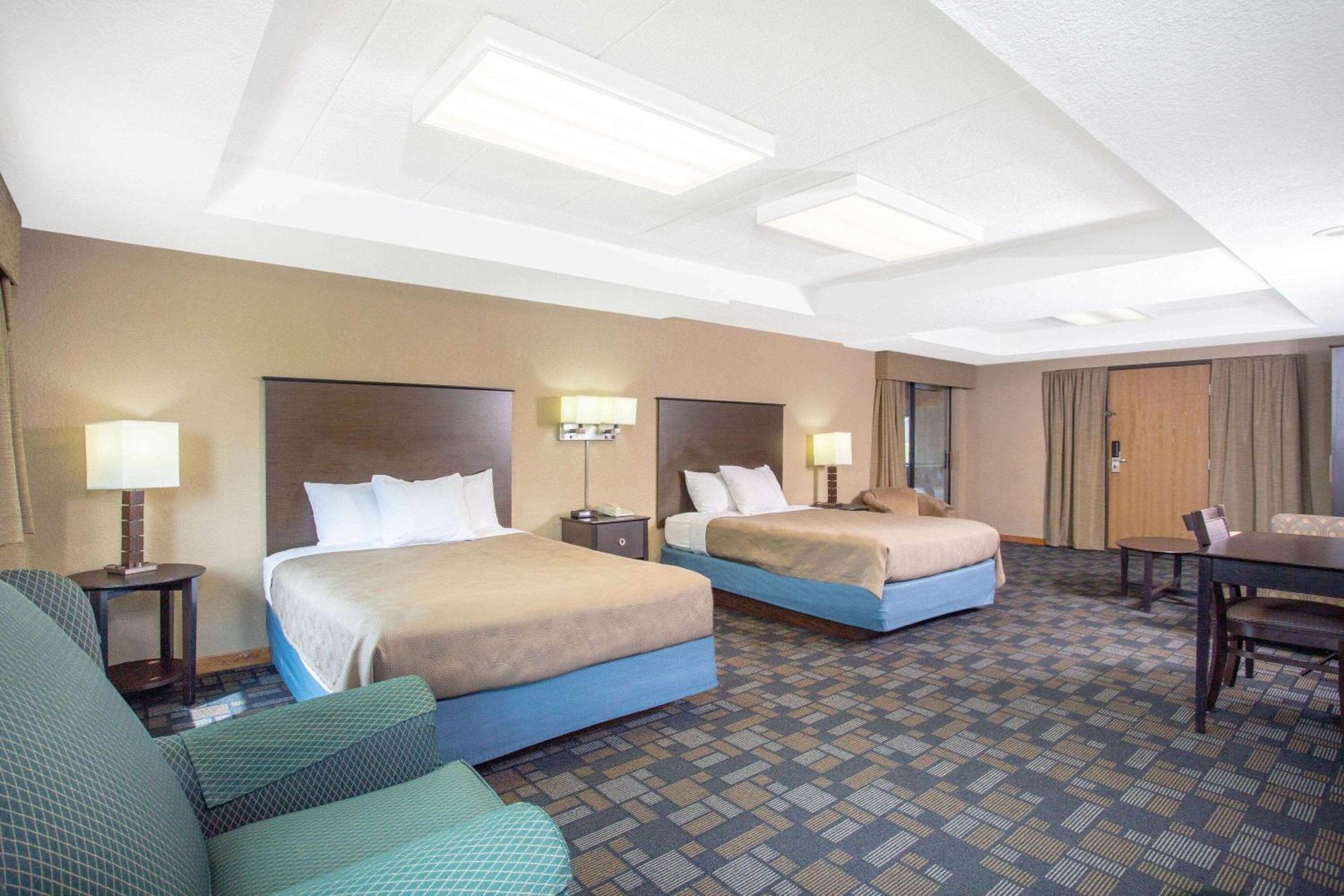 Americinn By Wyndham Hayward Esterno foto