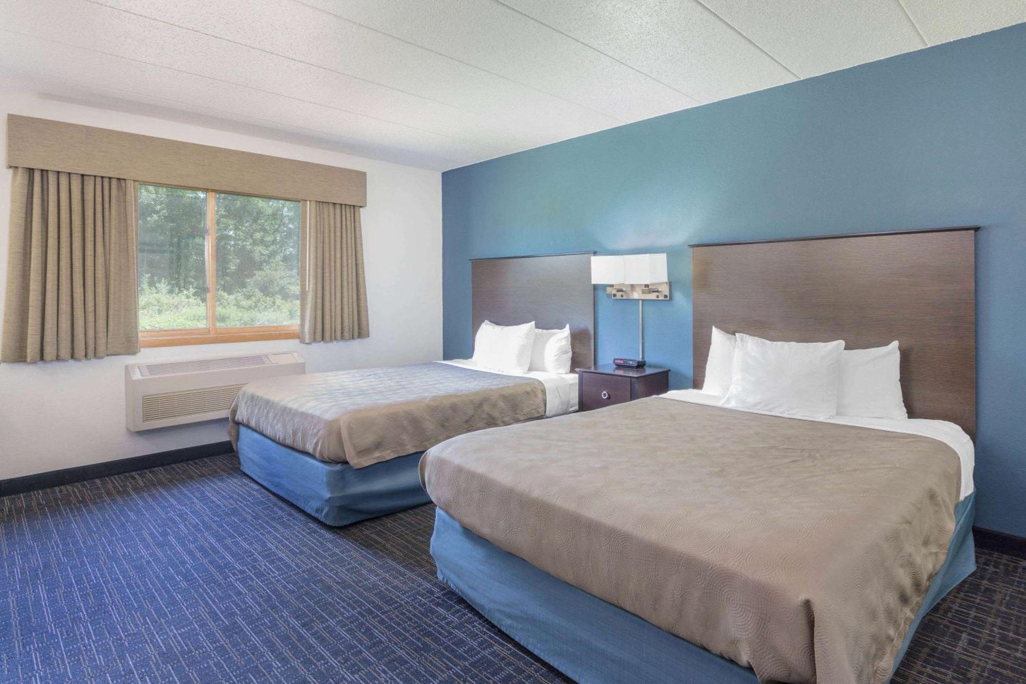 Americinn By Wyndham Hayward Esterno foto