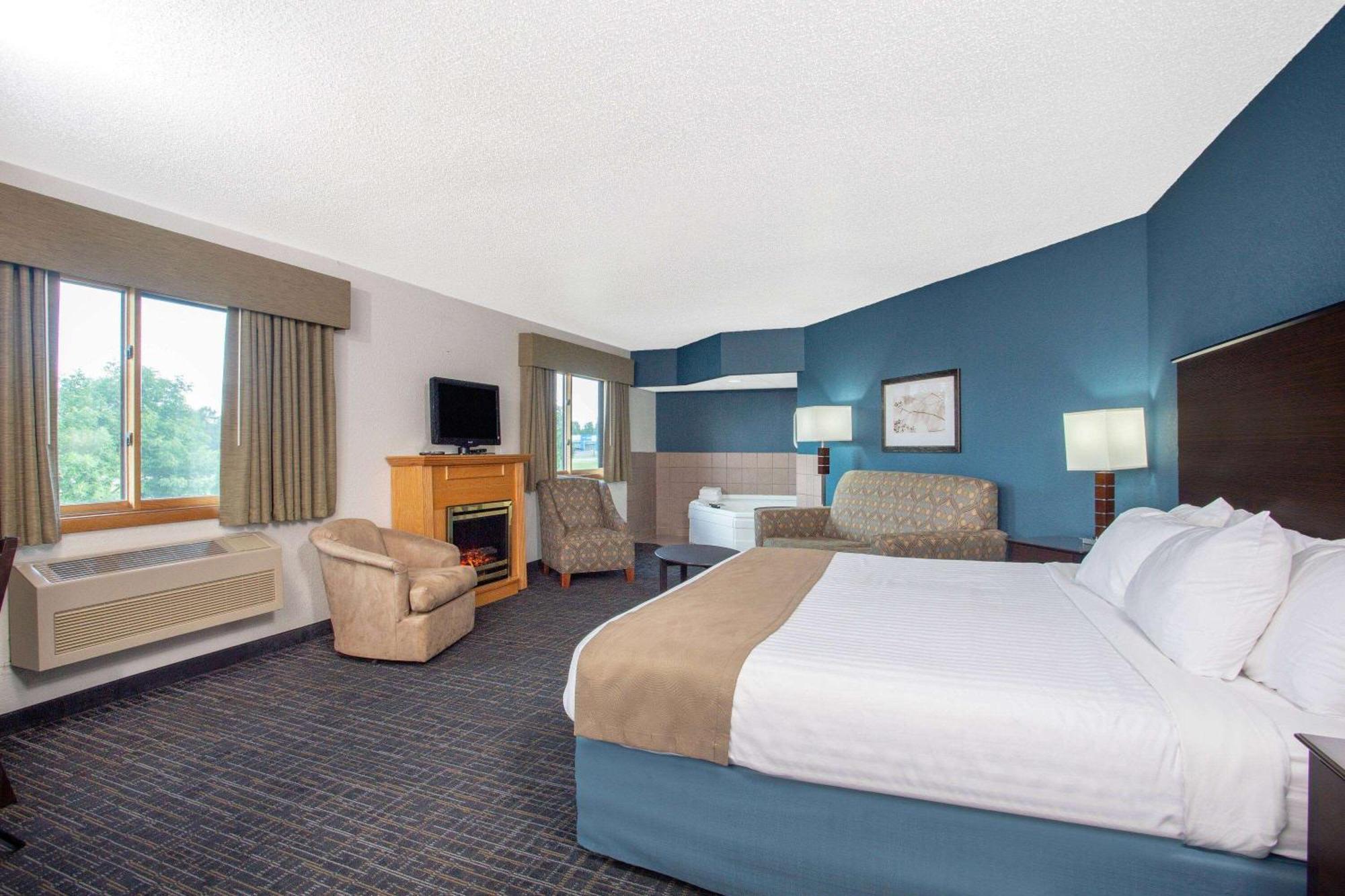 Americinn By Wyndham Hayward Esterno foto